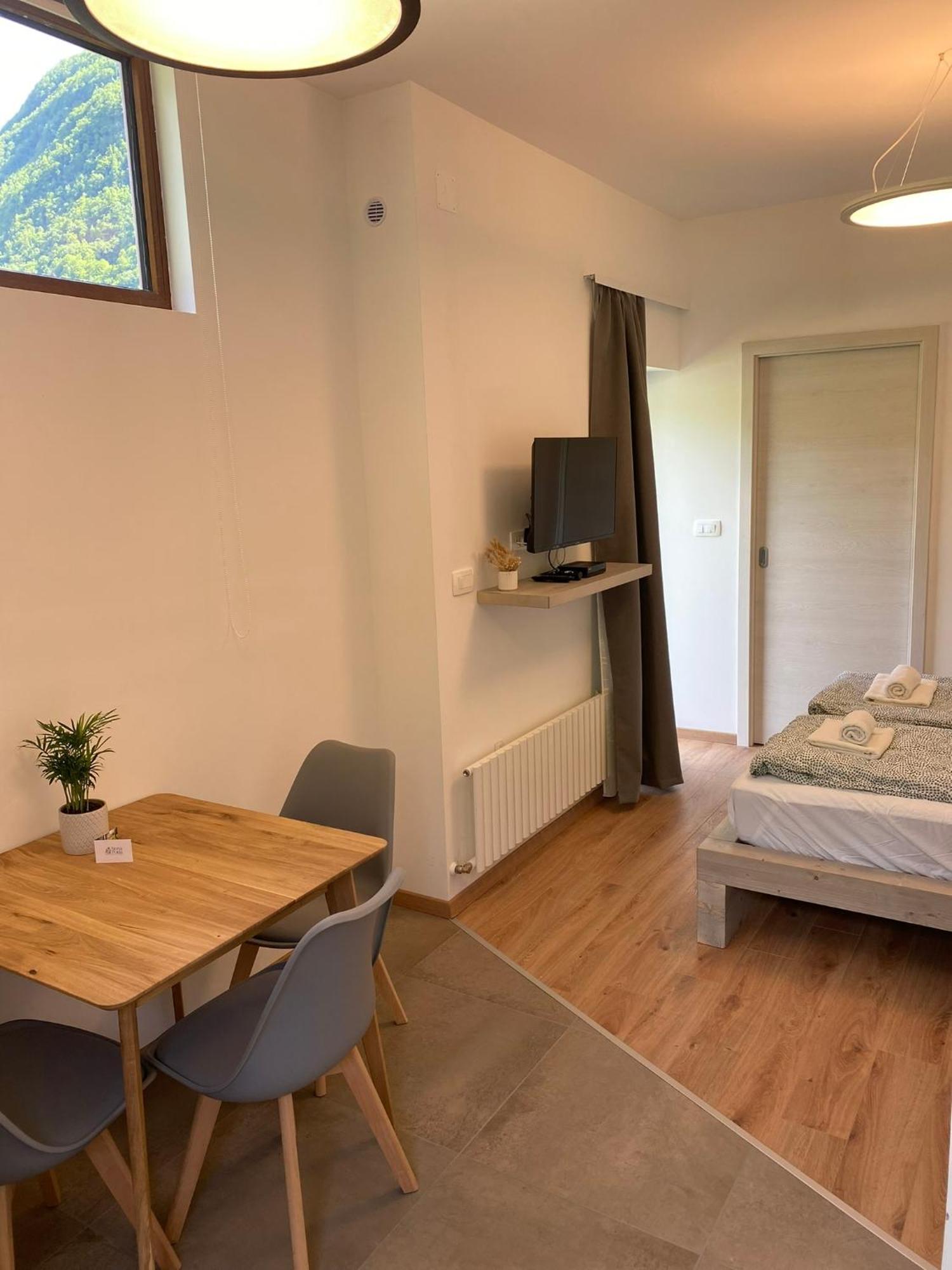 Nona Polda Apartment *